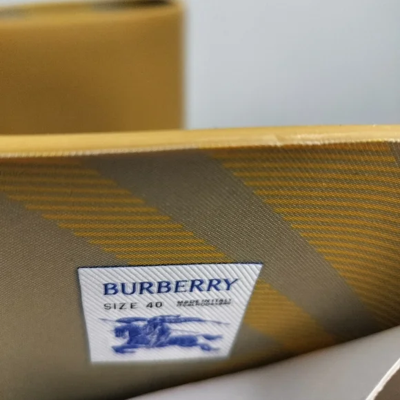 SOLD! Women's Burberry Rubber Boots - Picture 6 of 8